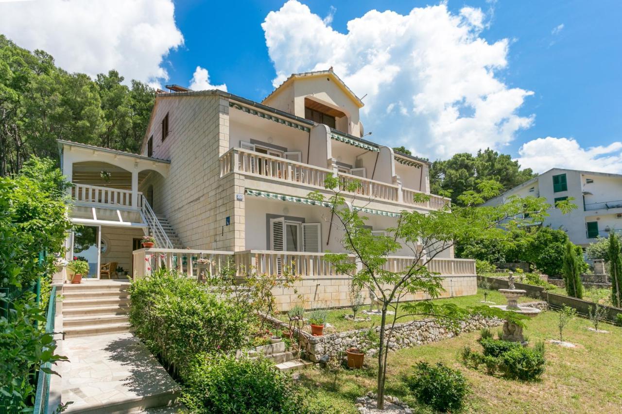 Apartments By The Sea Brela, Makarska - 18356 エクステリア 写真