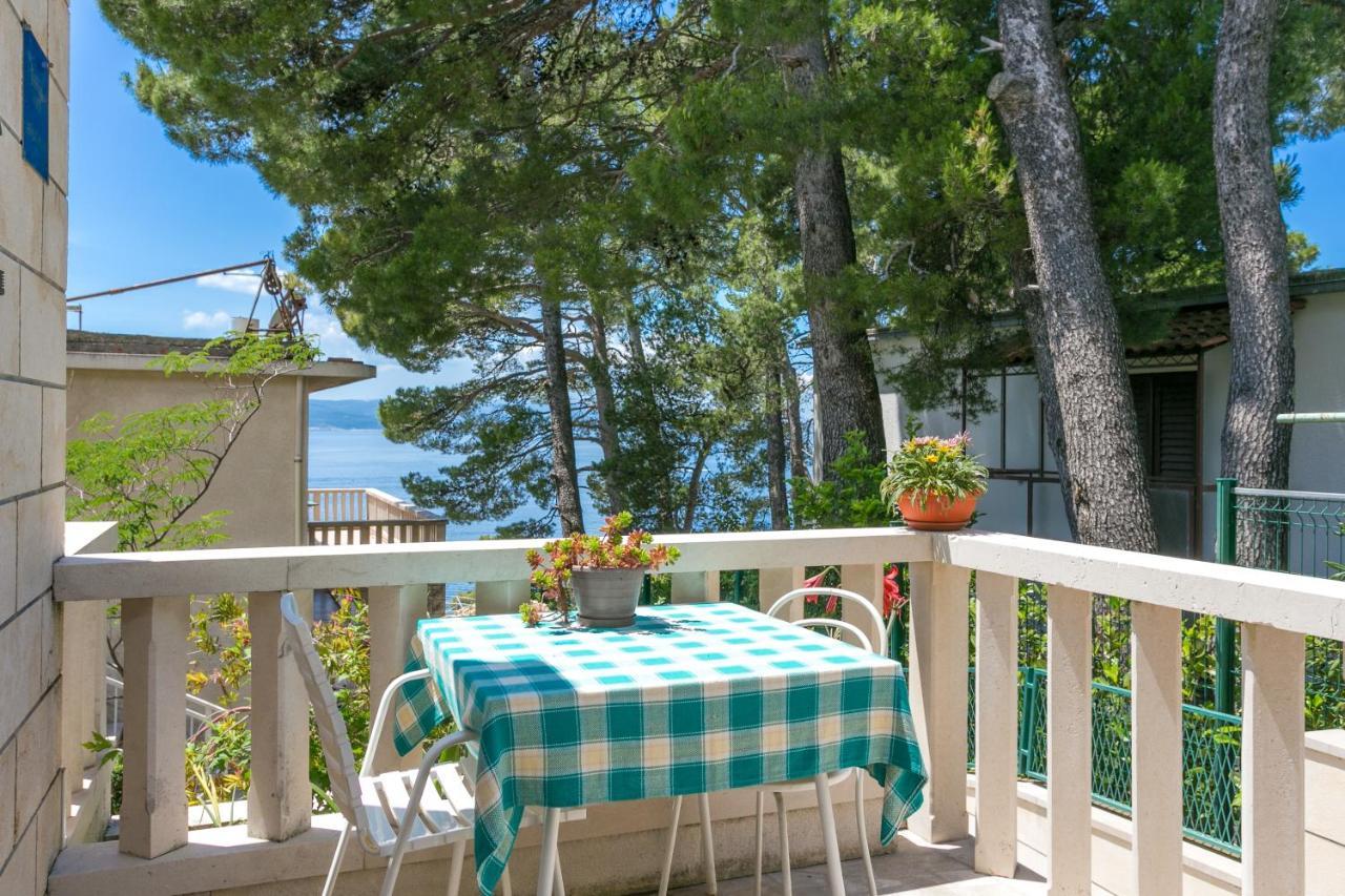 Apartments By The Sea Brela, Makarska - 18356 エクステリア 写真