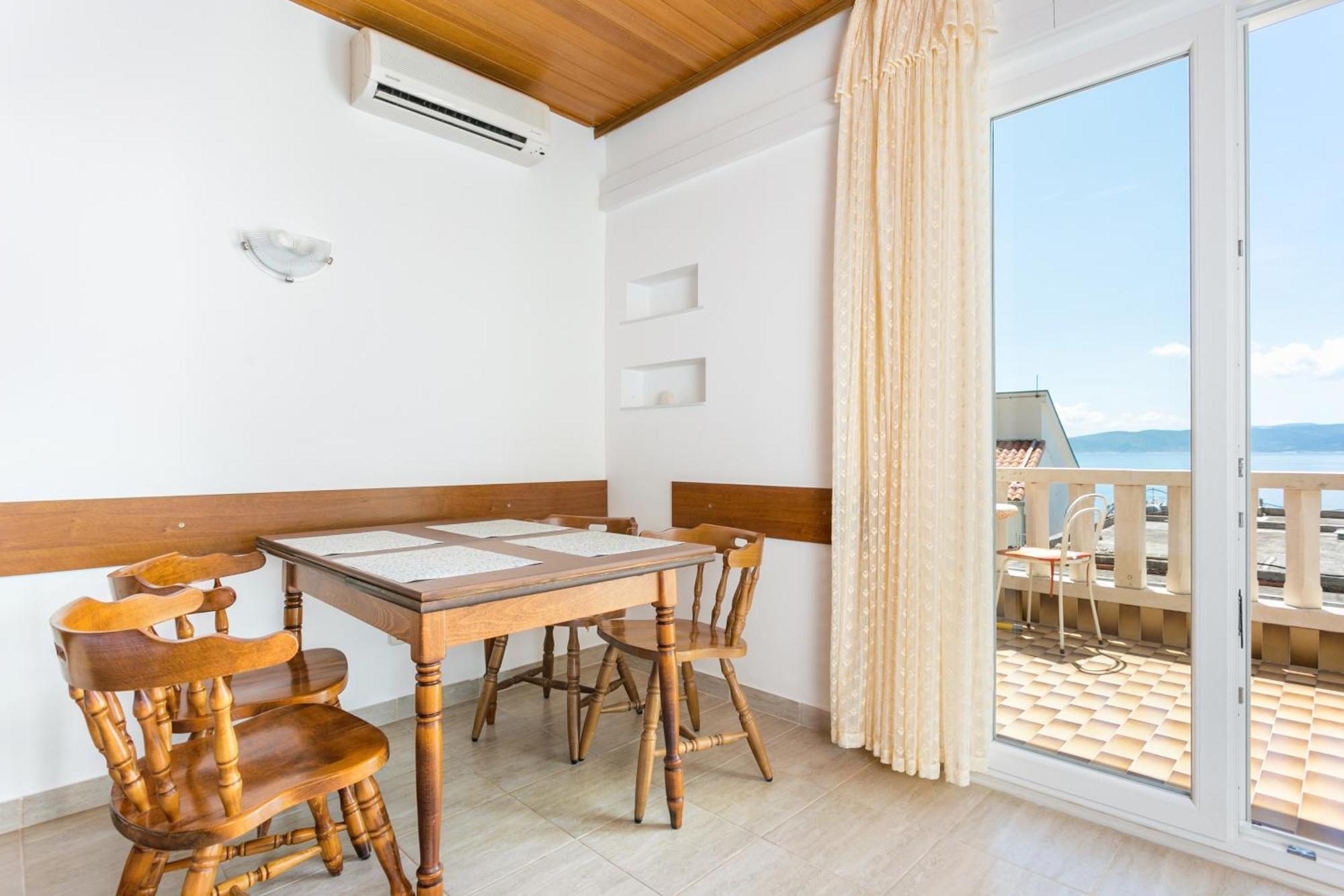 Apartments By The Sea Brela, Makarska - 18356 エクステリア 写真