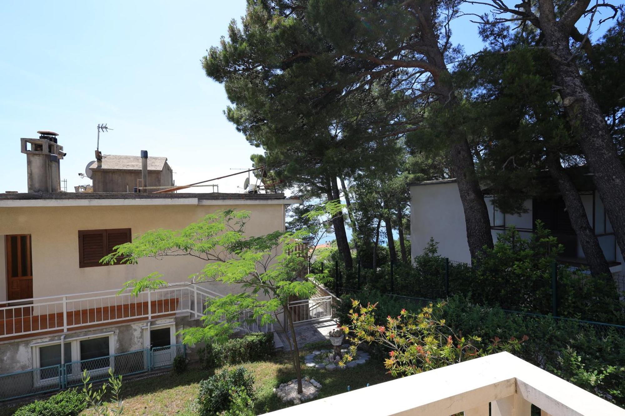 Apartments By The Sea Brela, Makarska - 18356 エクステリア 写真