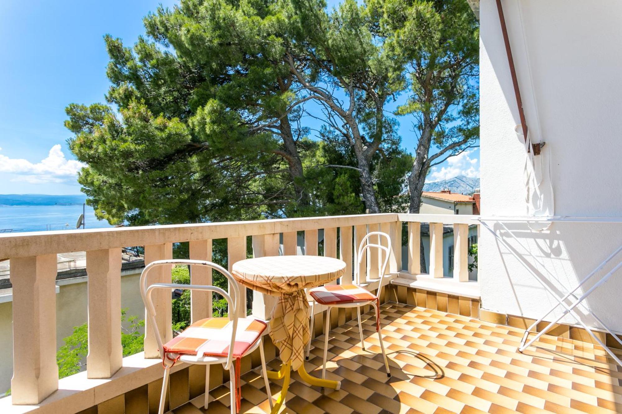 Apartments By The Sea Brela, Makarska - 18356 エクステリア 写真