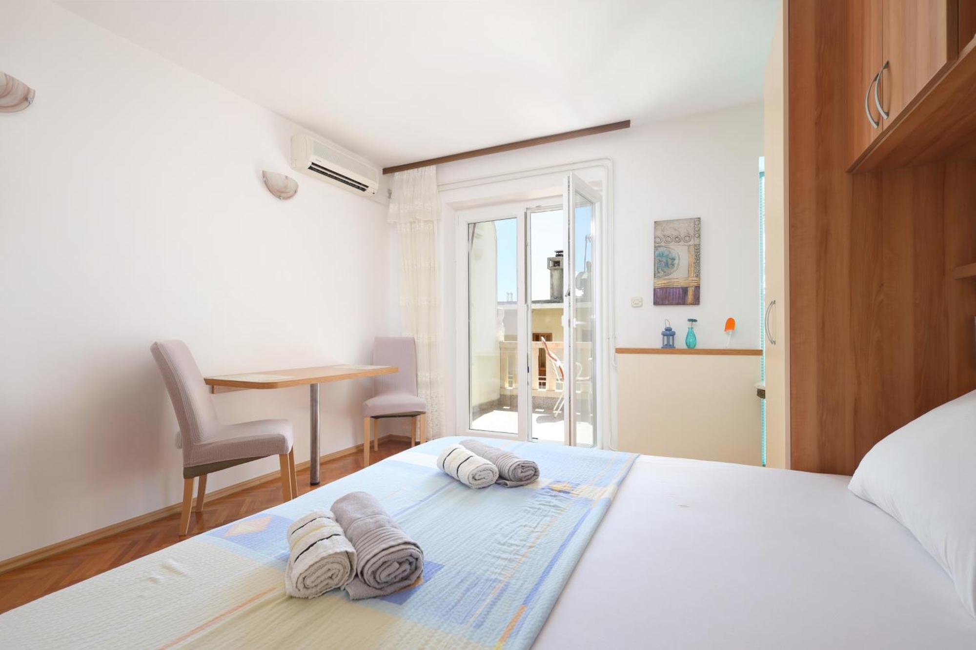 Apartments By The Sea Brela, Makarska - 18356 部屋 写真