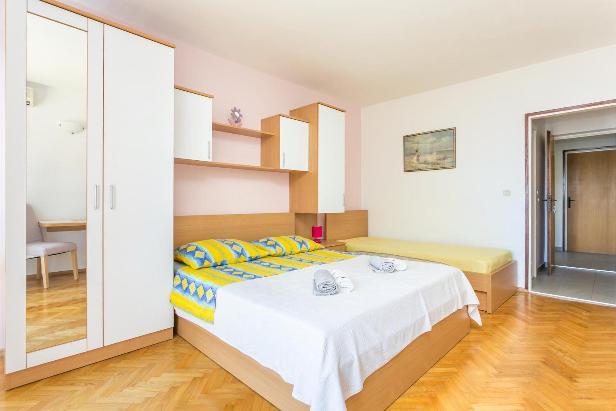 Apartments By The Sea Brela, Makarska - 18356 部屋 写真