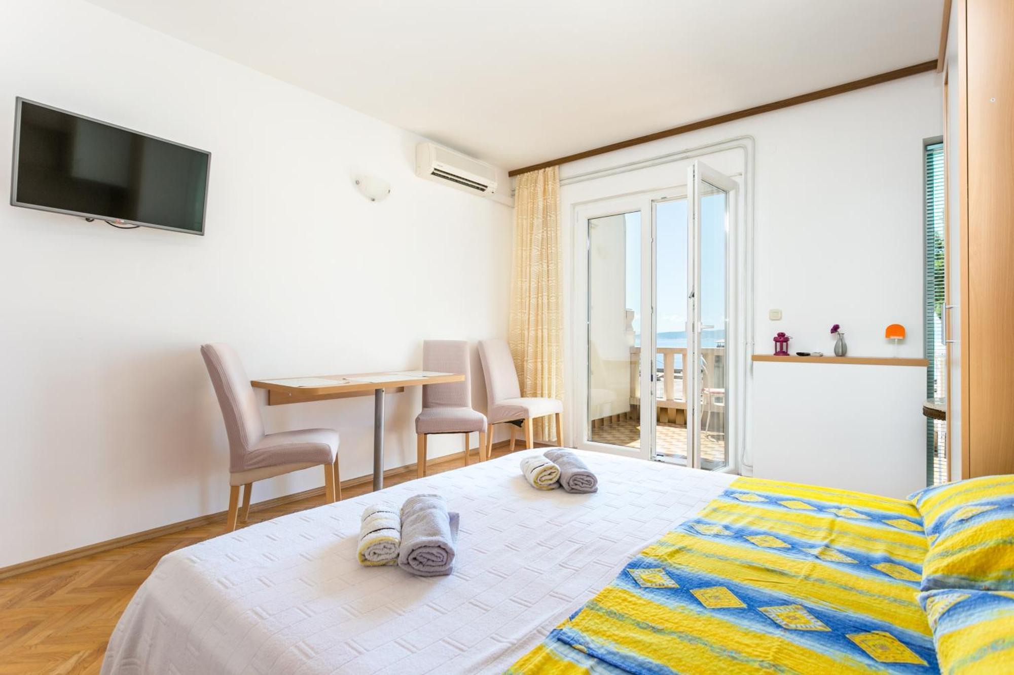 Apartments By The Sea Brela, Makarska - 18356 部屋 写真