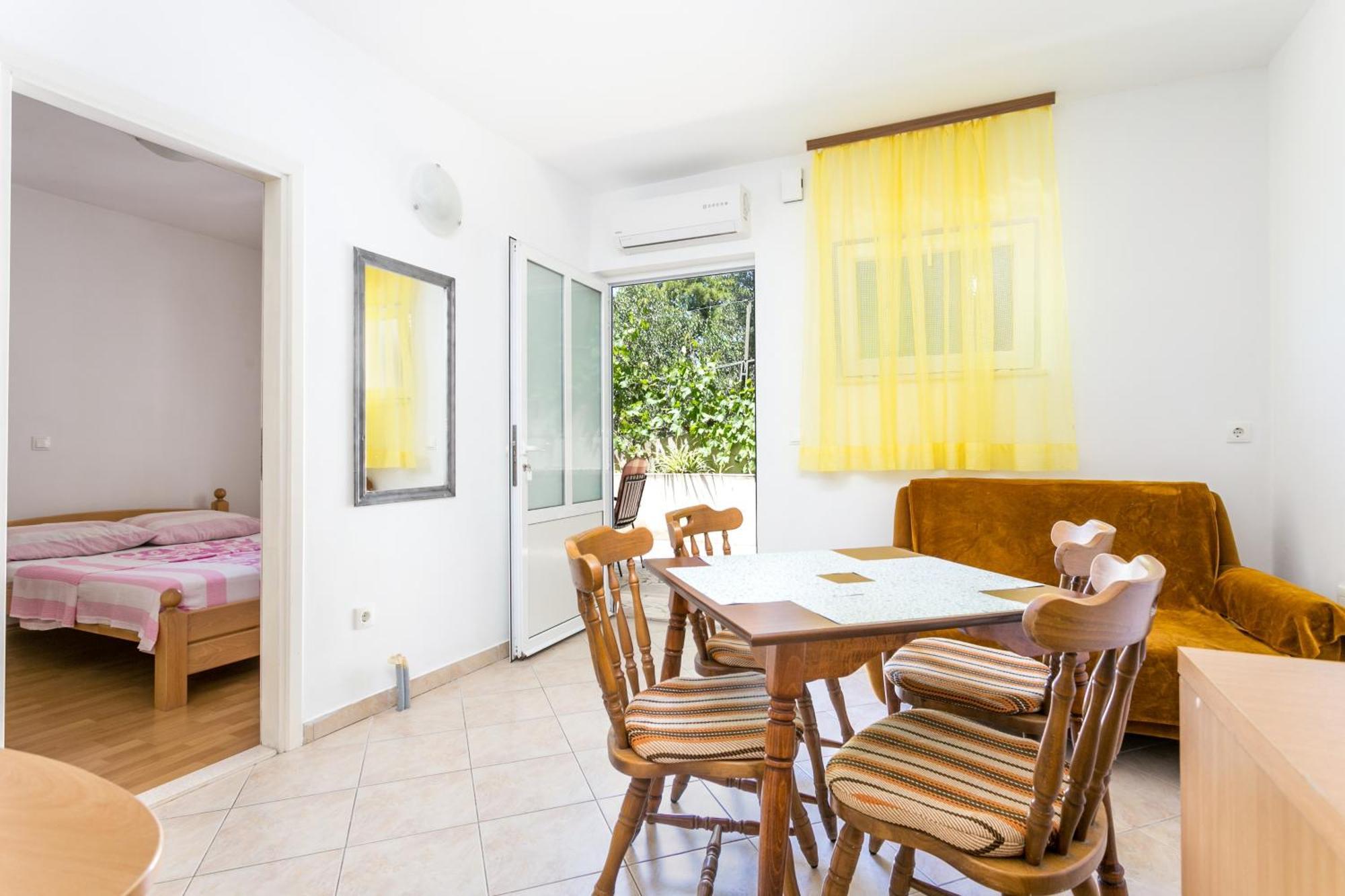 Apartments By The Sea Brela, Makarska - 18356 部屋 写真
