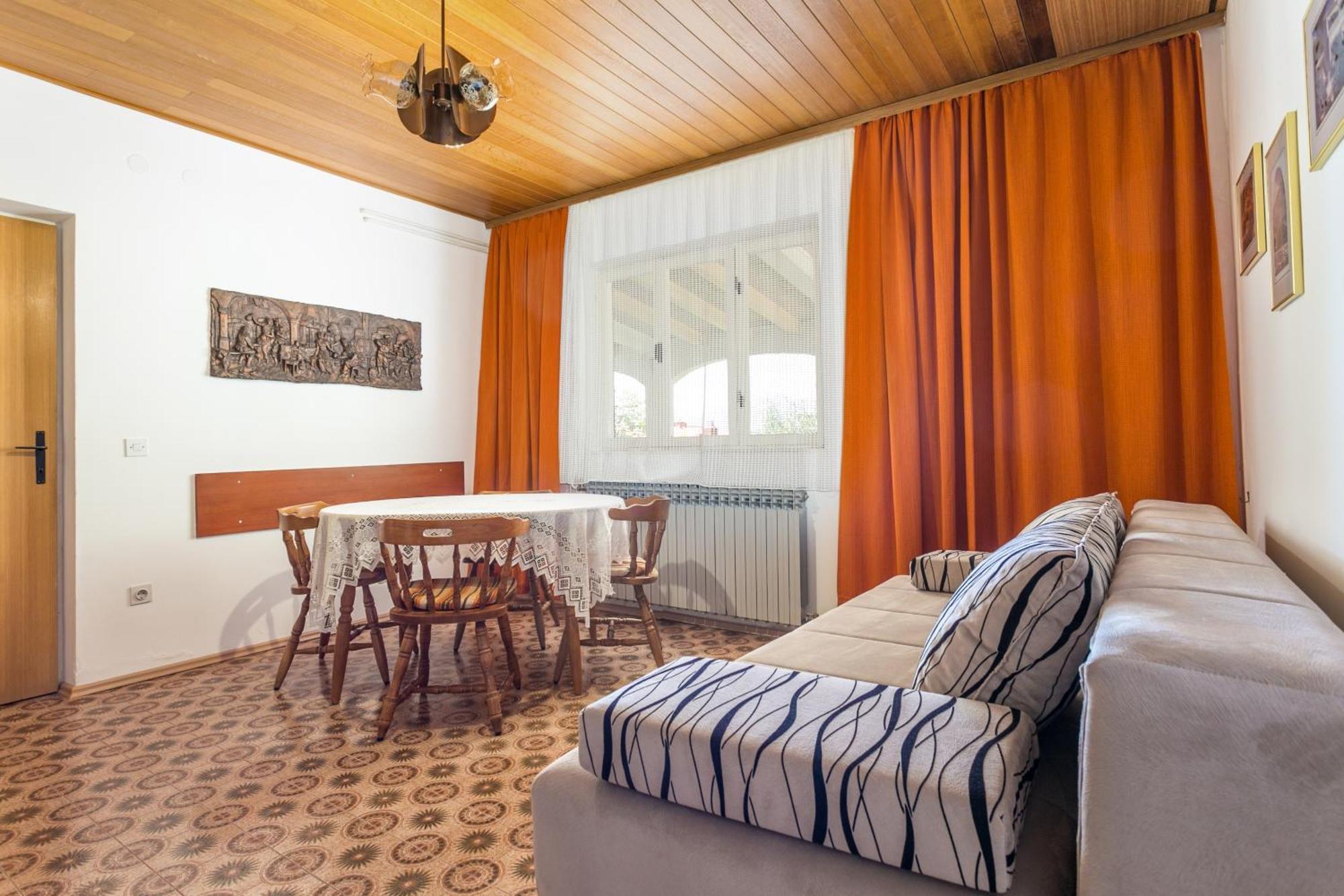 Apartments By The Sea Brela, Makarska - 18356 部屋 写真